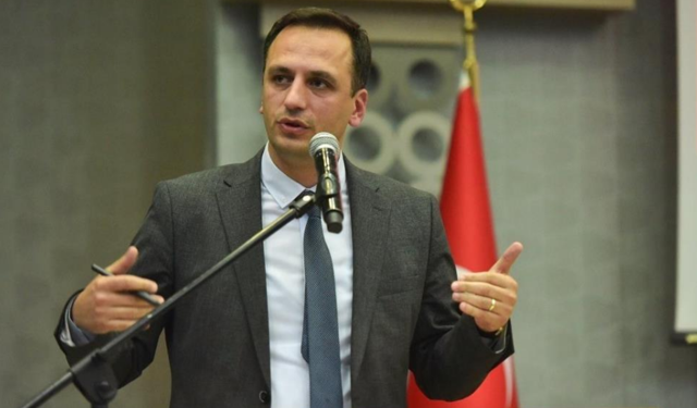 Bornova Belediye Başkanı Eşki adliyeye sevk edildi