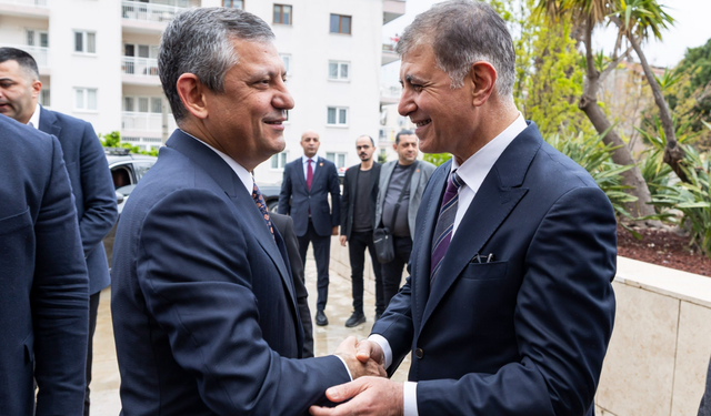 Özel, İzmir’de konuştu: Çok daha güzel günleri Türkiye görecek