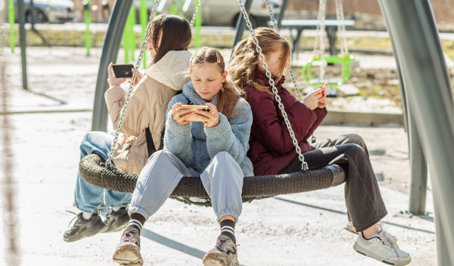 Okul saldırıları sonrası BTK'dan önemli düzenleme: 18 yaş altına özel 'Çocuk Hattı' geliyor