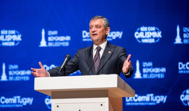 CHP Lideri’nden İzmir’e tam not: Cemil Tugay iki yıldır destan yazıyor