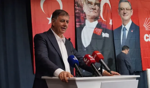 CHP İzmir Danışma Kurulu’nda Tugay rüzgarı: Yönetemiyorlar, sadece idare ediyorlar