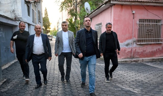 Bornova’da sokaklar yenileniyor: Desenli asfalt çalışmaları yayılıyor