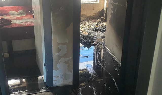 Yangında 4 çocuk kendi imkanlarıyla son anda ölümden kurtuldu