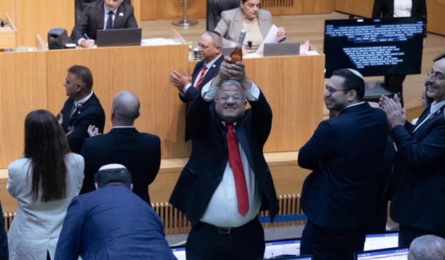 İsrail geriye dönük idam yargılamasının önünü açan yasayı onayladı