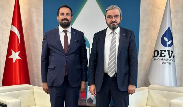 SİYASET