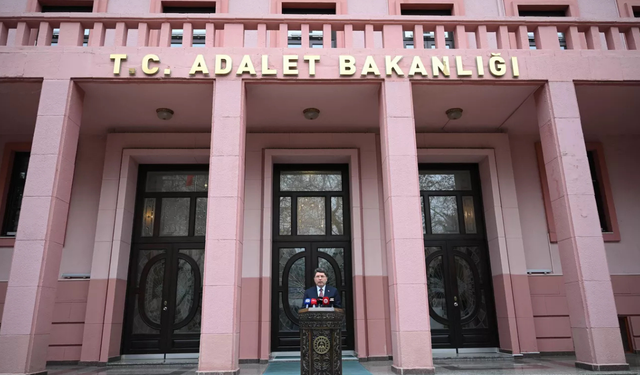 Adalet Bakanlığı’ndan 15 bin sözleşmeli personel alımı: Başvurular başladı