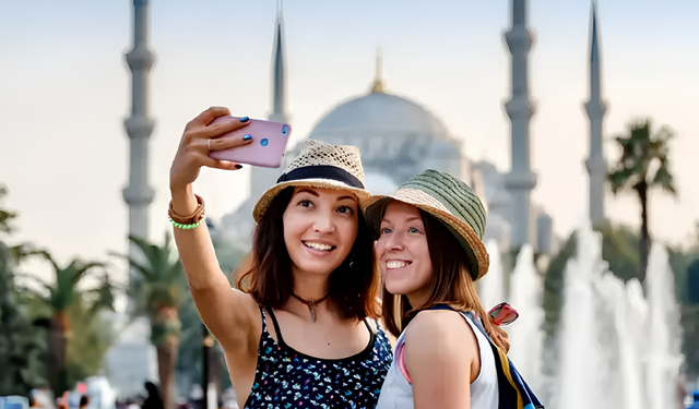 Türkiye’ye gelen yabancı ziyaretçi sayısı mayısta yüzde 3,6 azaldı