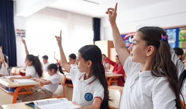 Okula dönüş hazırlığı başladı: Kırtasiyecilerden velilere ‘güvenli ürün’ uyarısı