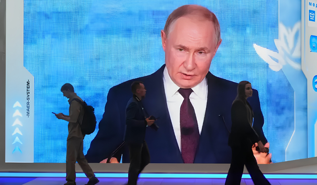 Putin’in Davosu ikiye bölündü: Savaş mı barış mı?