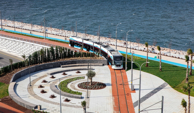 İzmir’de tramvay hattında arıza: Seferlerde geçici düzenleme yapıldı
