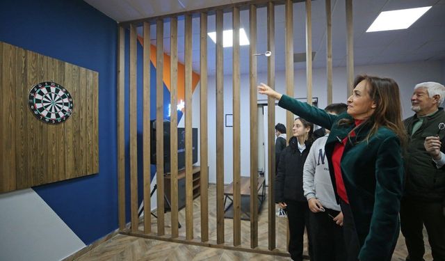 Genç Yaka’da bilgi yarışması heyecanı: Gençler kıyasıya yarıştı