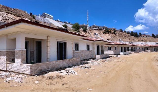 Ödemiş’te yangın sonrası yeniden doğuş: Afet konutlarında teslimat başlıyor
