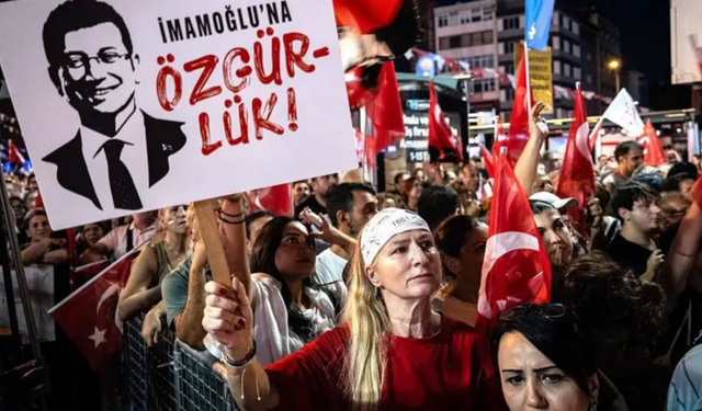 SİYASET