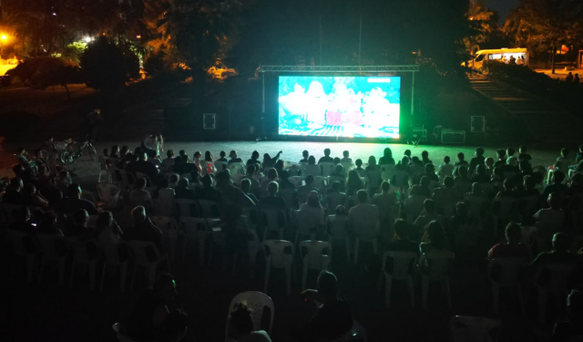 Çiğli'de yaz akşamları Mahalle Sinema Günleri ile renkleniyor