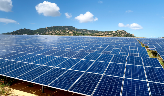 Güneş enerjisinde üretim rekoru kırıldı