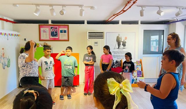 Konak'ta Çocuklara Yaz Boyu Eğlence ve Öğrenme Fırsatı: Atölyelerle Dolu Program Devam Ediyor