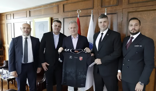 Karşıyaka'da dört koldan yeni sezon mesaisi