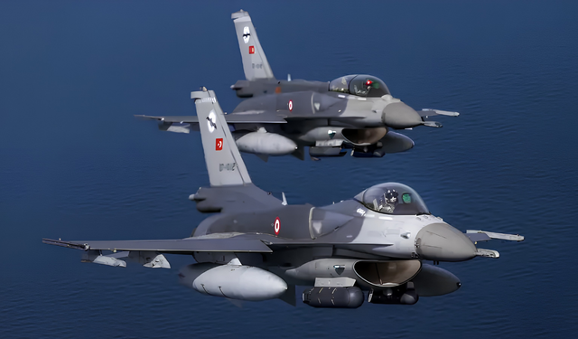 Somali Savunma Bakanlığı: Türk F-16’ları Eş Şebab hedeflerini vurdu