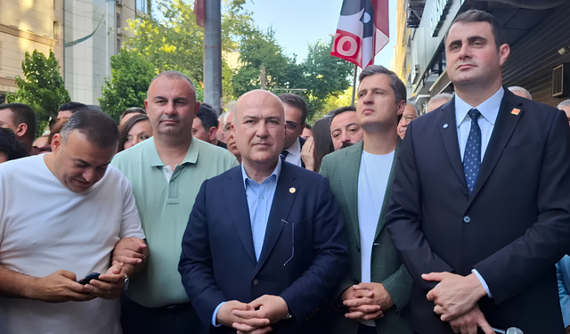 İzmir'de YENİ Parti'ye kimler geçti: Milletvekilleri, belediye başkanları ve ilçe örgütlerinde son durum