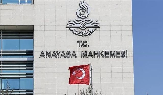 AYM’den tartışma yaratacak karar: Kadının kaydı eşinin kütüğüne taşınmaya devam edecek!