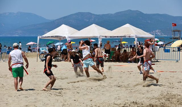 Pamucak’ta Beach Flag heyecanı! 14 takım ve 150 sporcu mücadele etti
