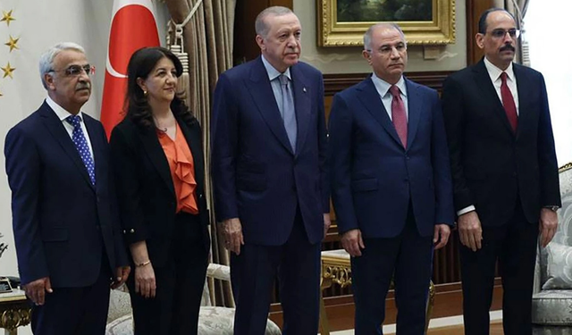 SİYASET