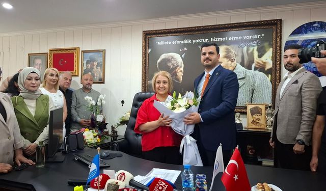 Eyyüp Kadir İnan’dan Menderes Belediyesi’ne ziyaret: Yeni bir dönem başlıyor