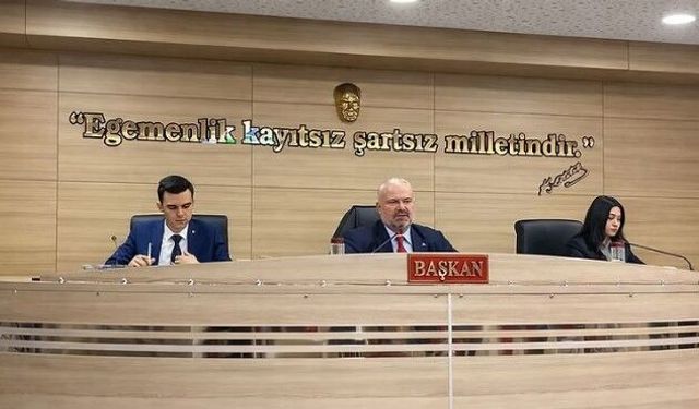 SİYASET