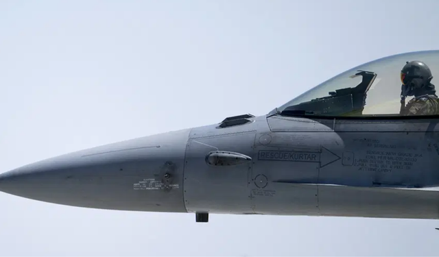 Letonya hava sahasına İHA girdi: Türk F-16’ları müdahale etti