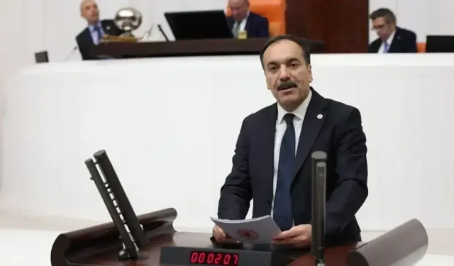 SİYASET