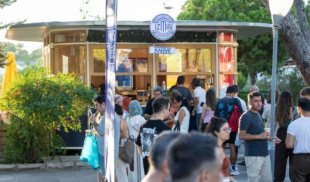 95. İzmir Enternasyonal Fuarı’nda sekizinci gün yoğunluğu: İzmirli Kahve ve İZMAR’a büyük ilgi