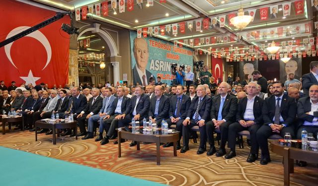SİYASET