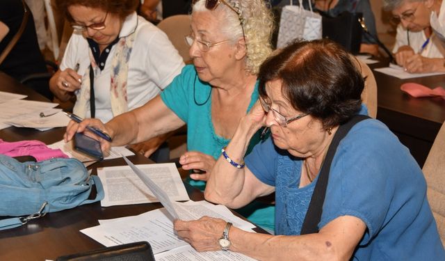 Narlıdere Belediyesi 3. Yaş Üniversitesi’nde ders zili 13 Ekim’de çalacak