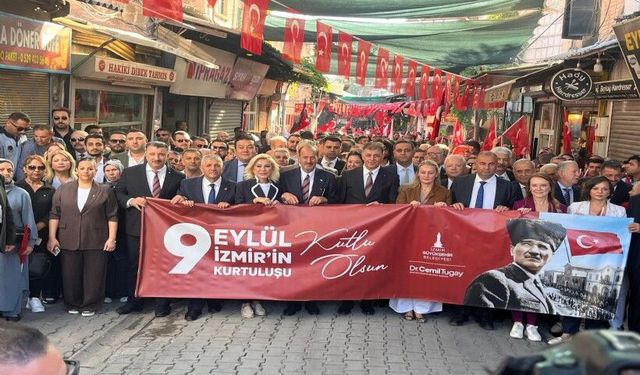 İzmir’de 9 Eylül gururu: 104. yıl dönümü Zafer Yürüyüşü ile başladı