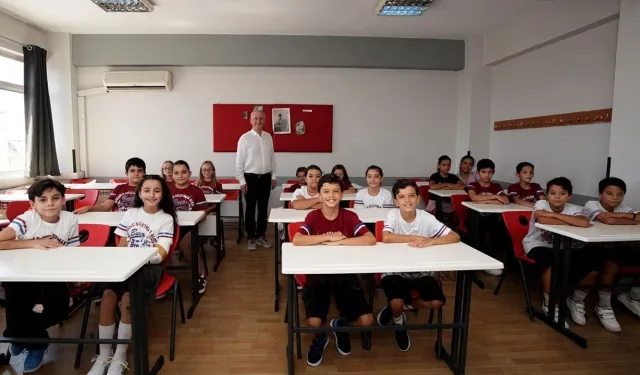 İzmir’deki ‘ikizler okulu’nda dikkat çeken yeni dönem: 9 ikiz daha geldi