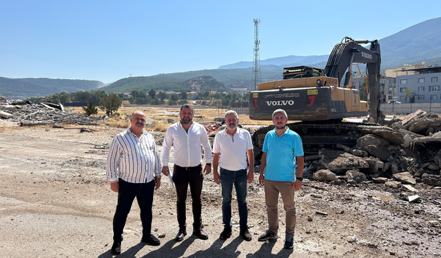 Pınarbaşı’nda yarış pisti yıkıldı: Mahalle halkı şimdi park bekliyor