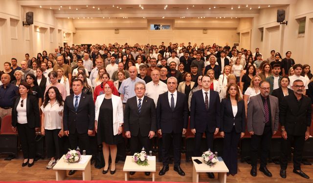 DEÜ’de 2026-2027 akademik yılı başladı: Öğrenciler ilk ders heyecanını yaşadı