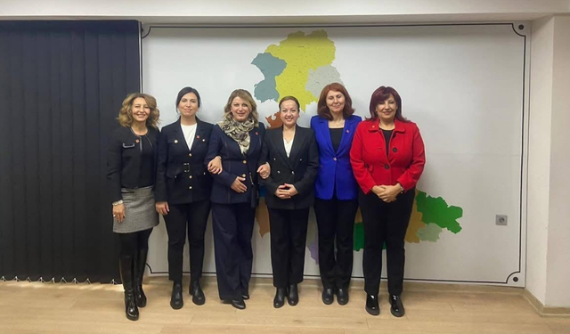 YENİ Parti Kadın Meclisi’nde İzmir’den 5 isim yer aldı