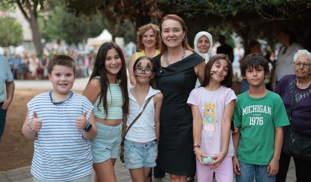 Konak’ta Mutlu Çocuklar Sokağı yeniden başladı! Çocuklar doyasıya eğlendi