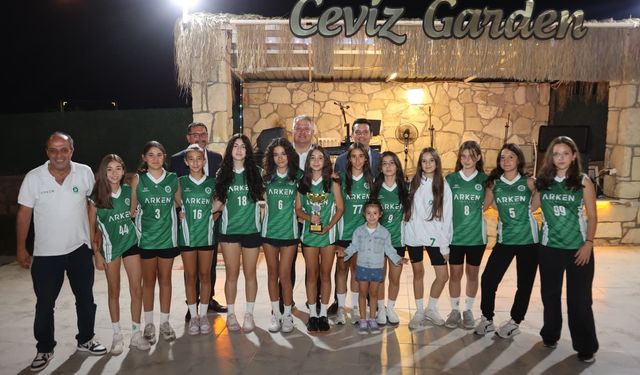 Urla Belediyesi Spor Kulübü yeni sezon öncesi birlik gecesinde buluştu