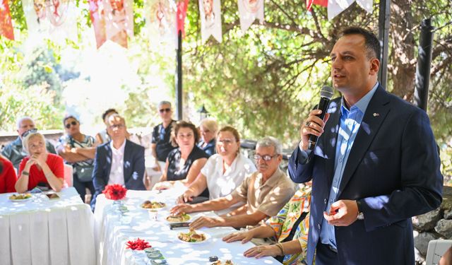 ADD İzmir şubeleri Belkahve'de bir araya geldi