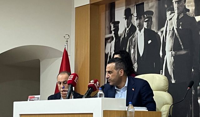 Çiğli Belediyesi meclis toplantısı çoğunluk sağlanamadığı için ertelendi