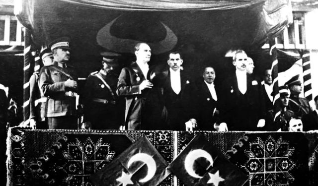 Türk Milleti'nin prangalarını kırdığı an! Küllerinden doğan 103 yıllık şanlı tarih!