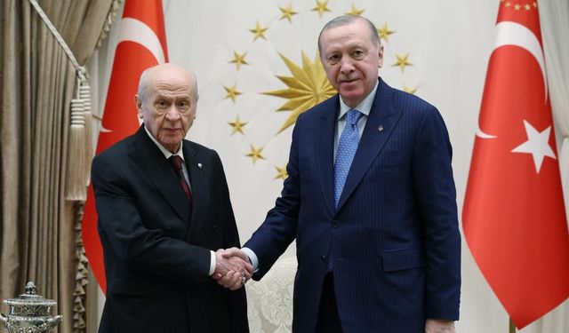 SİYASET