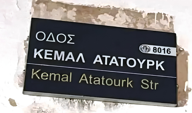 Güney Kıbrıs'ta Türk izleri birer birer siliniyor: Baf'taki Kemal Atatürk Caddesi'nin adı değiştirildi
