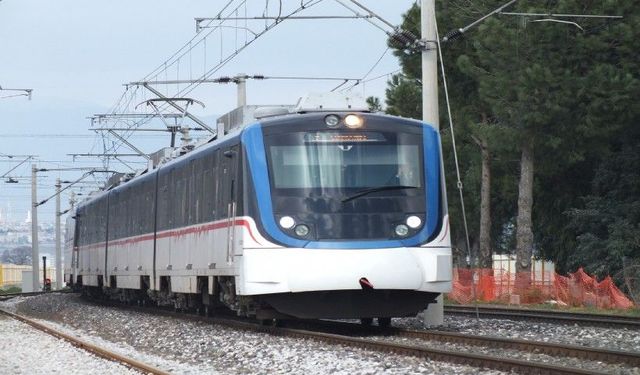 İZBAN’da 90 dakika aktarma dönemi başlıyor