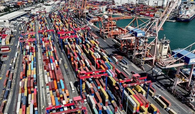 Deprem bölgesinin ihracatı 15,6 milyar dolara yükseldi