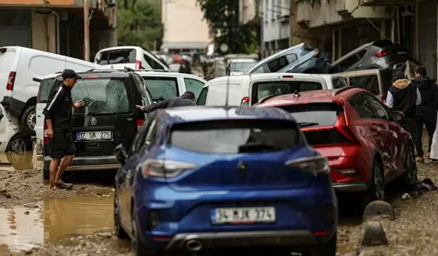 İstanbul’da rekor yağış sele dönüştü: Felaketin önüne nasıl geçilebilirdi?