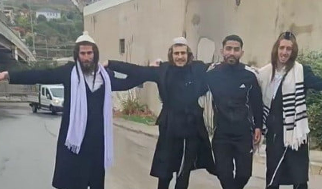 İzmir'de bir garip Yahudi kutlaması! Netanyahu'nun yenilgisini dans ederek karşıladılar!