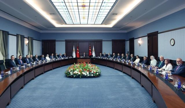 SİYASET